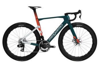 GP – Megamo Pulse 00 SLR